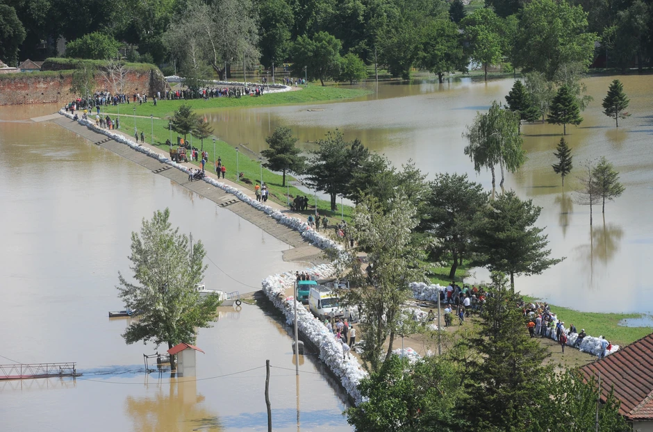 Nasip kod Šapca tokom majskih poplava