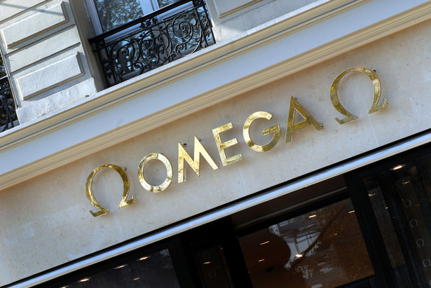 Butik szwajcarskiej firmy Omega na Polach Elizejskich w Paryżu