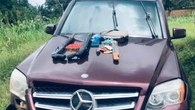 Police bust criminal gang, recover 2 pump action guns, SUV in Anambra. [NAN]