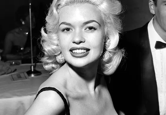 Jayne Mansfield. Chciała być dobrą aktorką, a została królową tabloidów