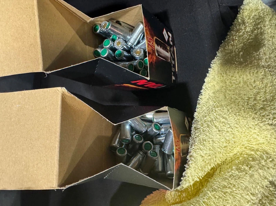 Municija pronađena u automobilu 