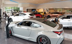 Toyota sprzedaje 387 aut dziennie, Lexus i MG hitem. Polacy ratują się przed zmianą prawa