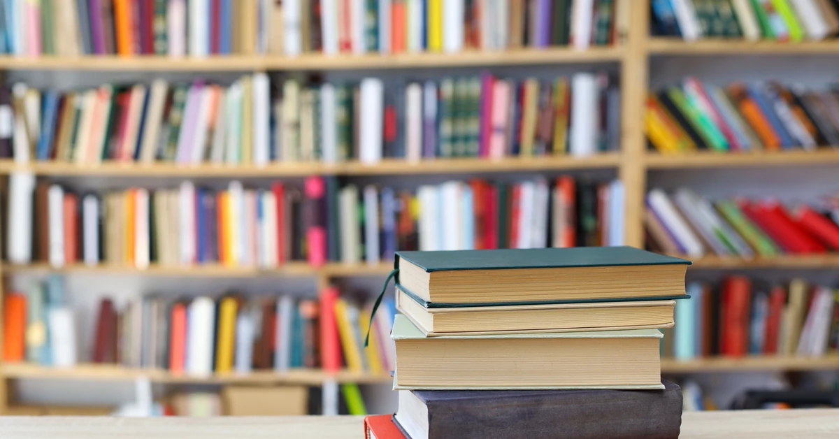 Szybki i diabelnie trudny QUIZ z polskiego dla erudytów. Większość myli znacznie tych słów