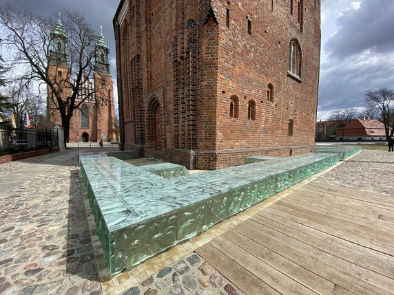 Szklane Palatium z Poznania wśród 100 najlepszych obiektów sztuki w miejscach publicznych