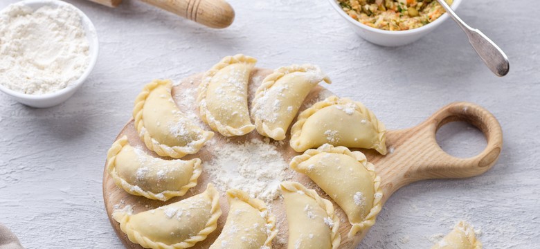 Jak zamrozić pierogi, by nie straciły smaku? Wykorzystaj SPOSÓB Anny Starmach