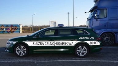 Funkcjonariusze opolskiej KAS przejęli 10 nielegalnych automatów do gier