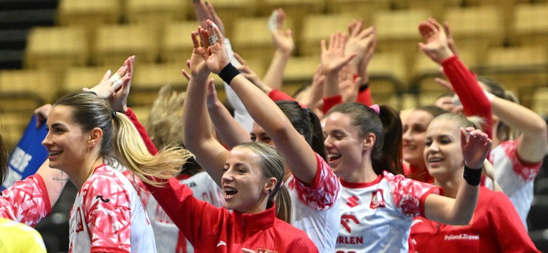 Czy to są dziewczyny na medal? Polskie piłkarki ręczne robią furorę na MŚ [FOTO]