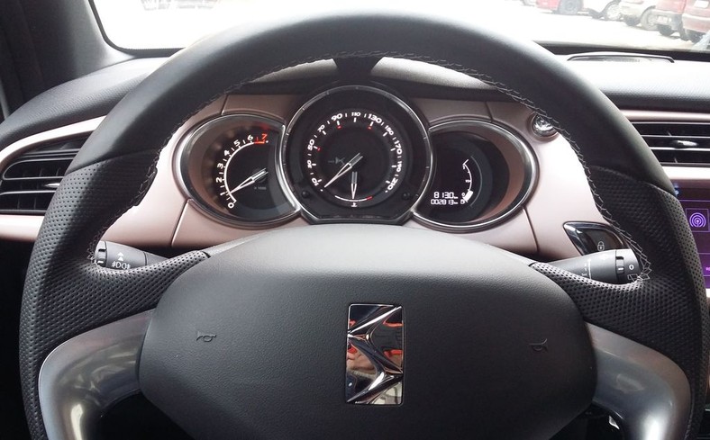 DS 3 GIVENCHY Le MakeUp 1.6 THP 165 KM