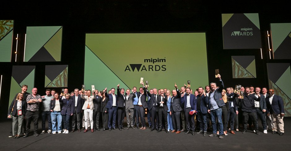 Zwycięzcy MIPIM Awards 2024 w trakcie uroczystej gali w Cannes