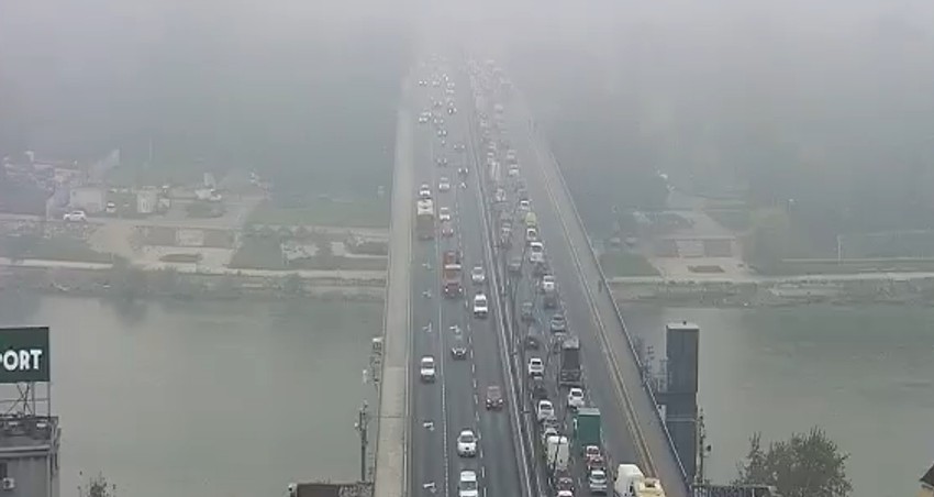 Magla na Brankovom mostu