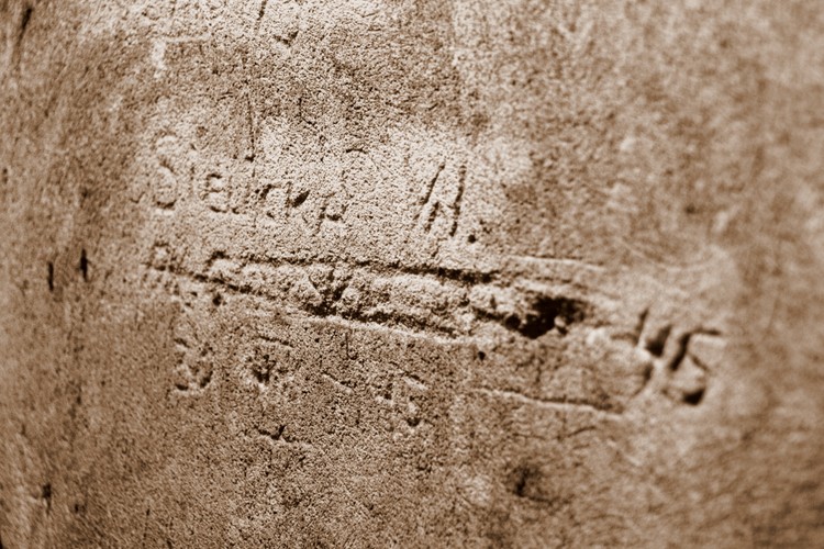 Tajne więzienie NKWD w Warszawie