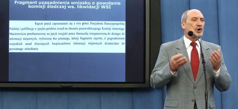 Pyskówka na konferencji Macierewicza. Poseł PiS: Wypad stąd, czubie ty!