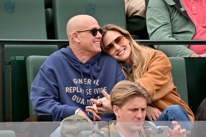 Bar Rafaeli sa mužem