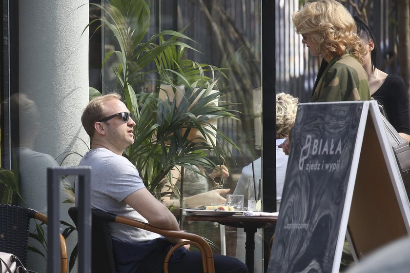 Borys Szyc i Justyna Nagłowska w restauracji