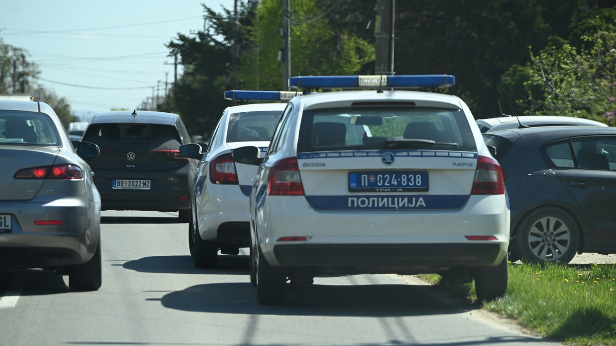 Policija