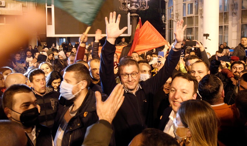 VMRO-DPMNE slavi pobedu na lokalnim izborima - Hristijan Mickoski 