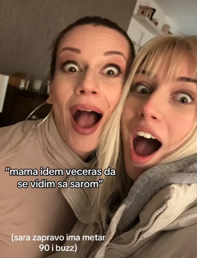 Mina Lazarević sa ćerkom
