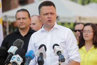 Hołownia: Potrzebna jest radykalna zmiana w obszarze produkcji i sprzedaży energii w Polsce