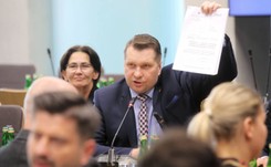 Poseł PiS: Dajemy sobie radę z pandemią koronawirusa najlepiej w Europie [WIDEO]