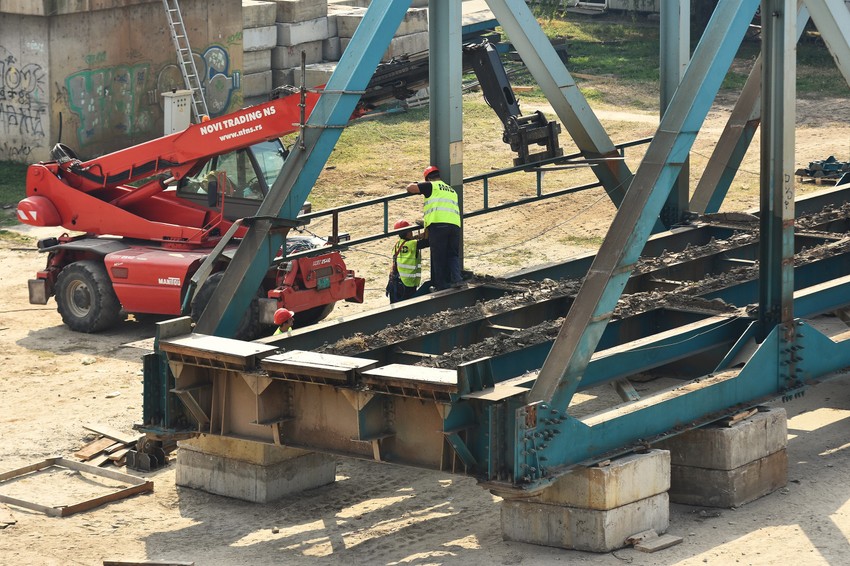 Uklanjanje montažno-demontažnog mosta