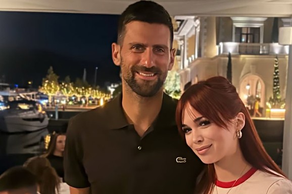 VODITELJKA JAVNOG SERVISA SA NOVAKOM ĐOKOVIĆEM Bila u centru drame zbog uznemirujućih poruka koje joj je slao kardiolog: A sad podelila sliku i svi joj čestitaju