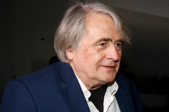 OŽENIO NEDU ARNERIĆ KAD JE IMALA 21 GODINU, SAD JE U BRAKU SA VODITELJKOM Ko je bivši suprug Tanje Bošković, koji ne priča sa njihovom ćerkom: Imao je buran odnos i sa MISICOM SVETA