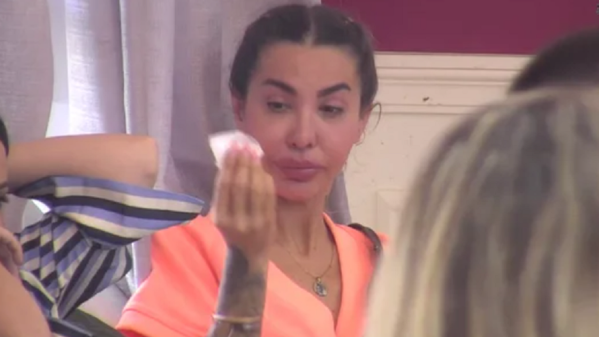 ŠOK U BELOJ KUĆI Aneli u suzama zbog monstruoznih uvreda, Ivan Marinković je ponizio pred svima, a onda usledio NEOČEKIVANI OBRT: 