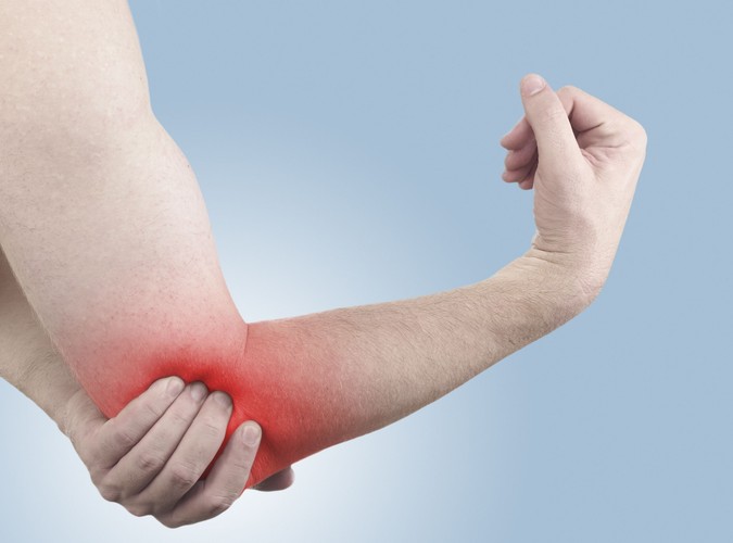 Sucha i popękana skóra na łokciach