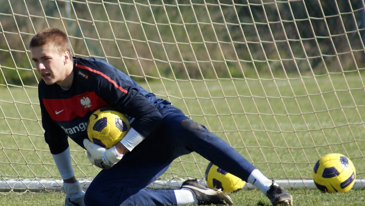 Grzegorz Sandomierski będzie miał duże trudności, żeby po powrocie z Jagiellonii Białystok wywalczyć miejsce w pierwszym składzie KRC Genk. Niepodważalną pozycję ma Laszlo Koteles, a klub testuje kolejnego bramkarza.