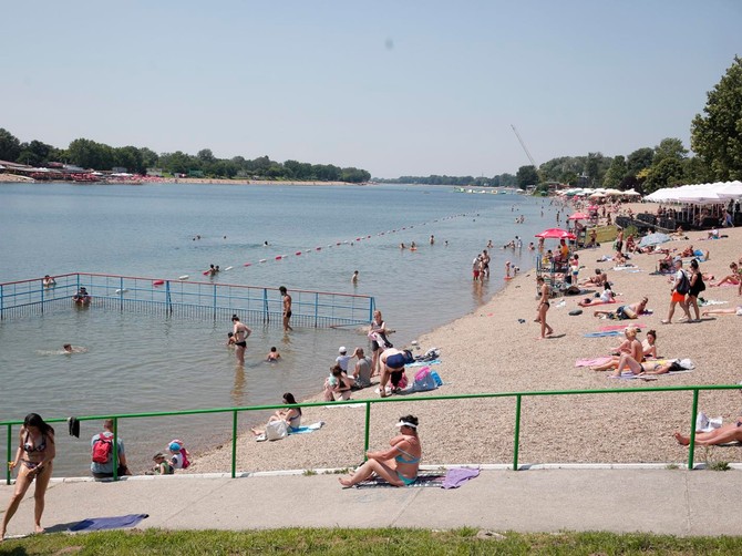 Kako se rashladiti i sačuvati od sunca tokom vrelih dana?