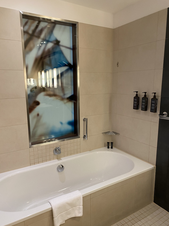 Sheraton Sopot Hotel – łazienka w pokoju standardowym