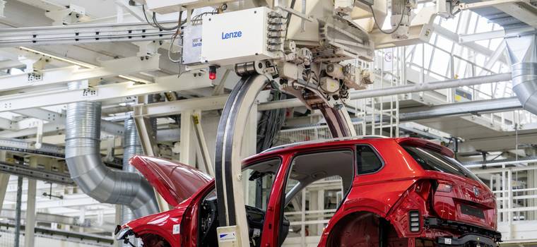 Volkswagen wstrzymuje produkcję aut, także spalinowych. Tym razem nie chodzi o problemy ze zbytem