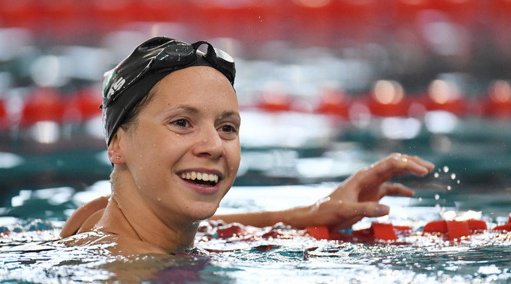 Kapás Boglárka nemcsak kiváló úszó, de gyönyörű is /Fotó: AFP