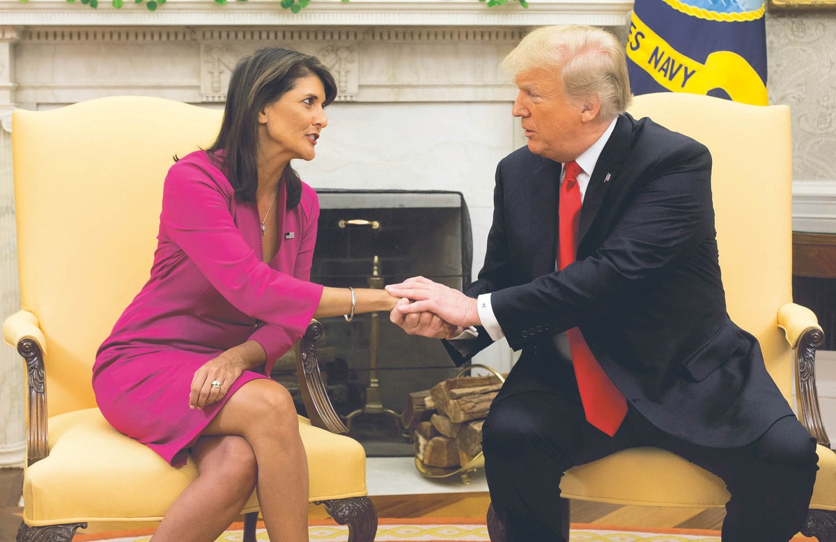 Ubiegający się o republikańską nominację Nikki Haley i Donald Trump, zdjęcie z 2018 r.