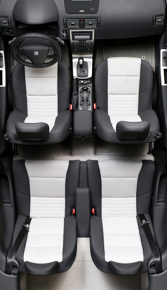 Volvo C30: 2x4 = dwoje drzwi i cztery fotele (pierwsze oficjalne informacje)