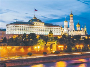 "Rosja może rozpocząć dużą wojnę w Europie". Zełenski ostrzega i wskazuje termin