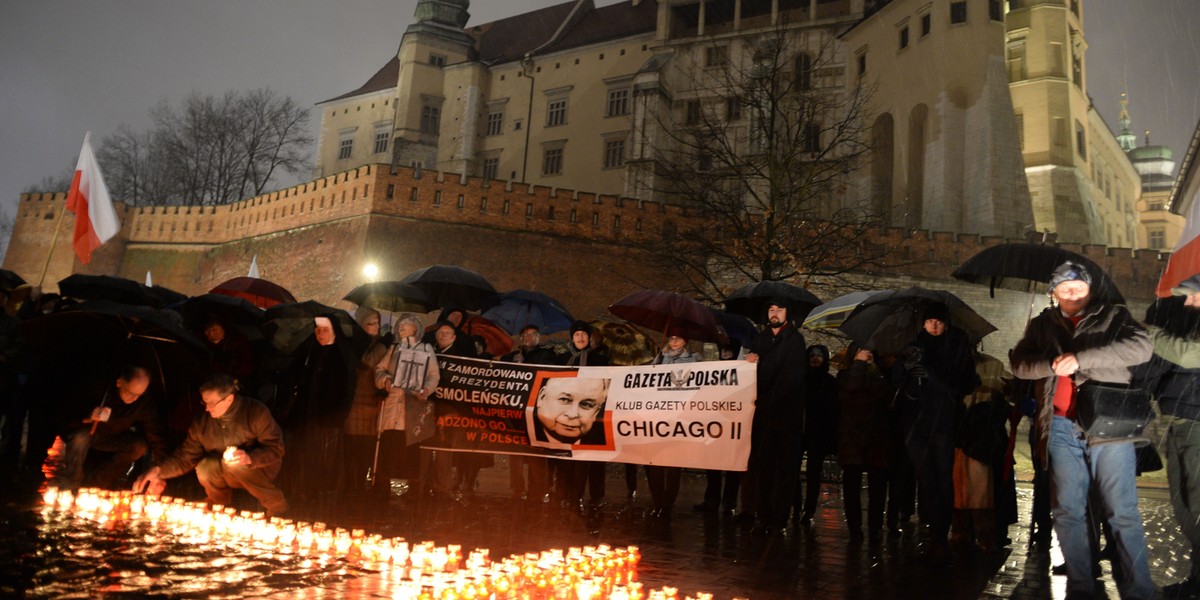 Miesięcznica smoleńska w Krakowie