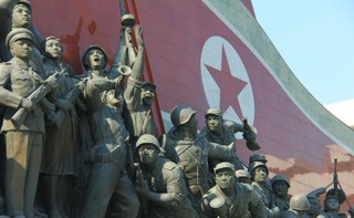 Korea Północna. Na defiladzie najpewniej pokazano nowe rakiety balistyczne