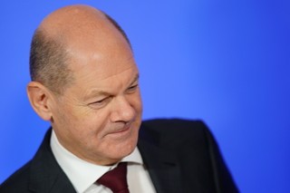 Scholz w rozmowie z Putinem potępił rosyjskie naloty na ukraińskie obiekty cywilne