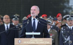 Generał Koziej krytykuje plany MON: To nie te czasy, że idzie rozkaz i każdy uczestnik gospodarki musi go zrealizować