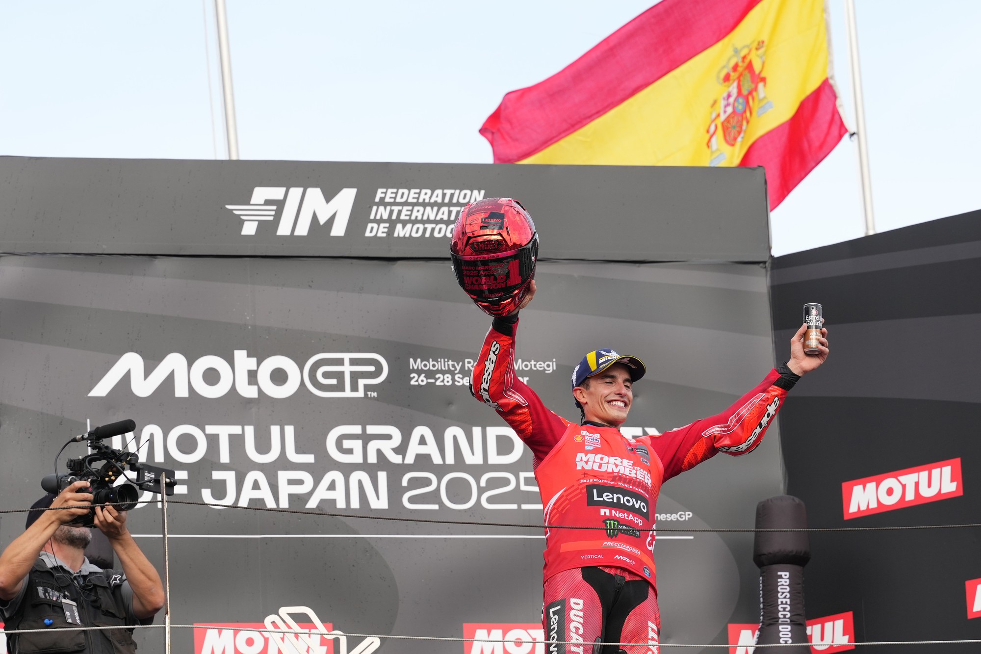Španielsky jazdec Marc Marquez z tímu Ducati Lenovo.