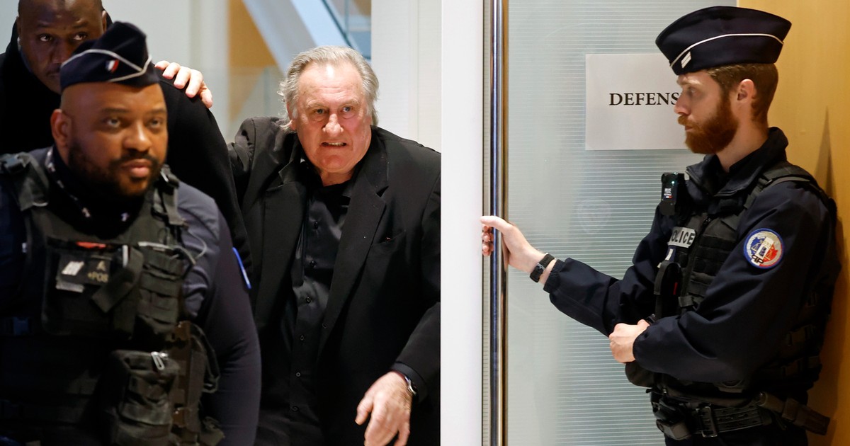 Depardieu a vádlottak padján jelentette be a visszavonulását
