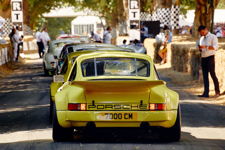 70 lat Porsche – parada w Goodwood