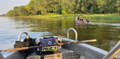 Trzech kumpli kąpało się w rzece. Nagle rozegrała się tragedia