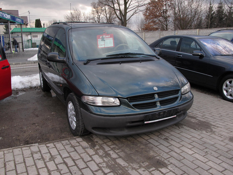 Auto z ogłoszenia Chrysler Voyager