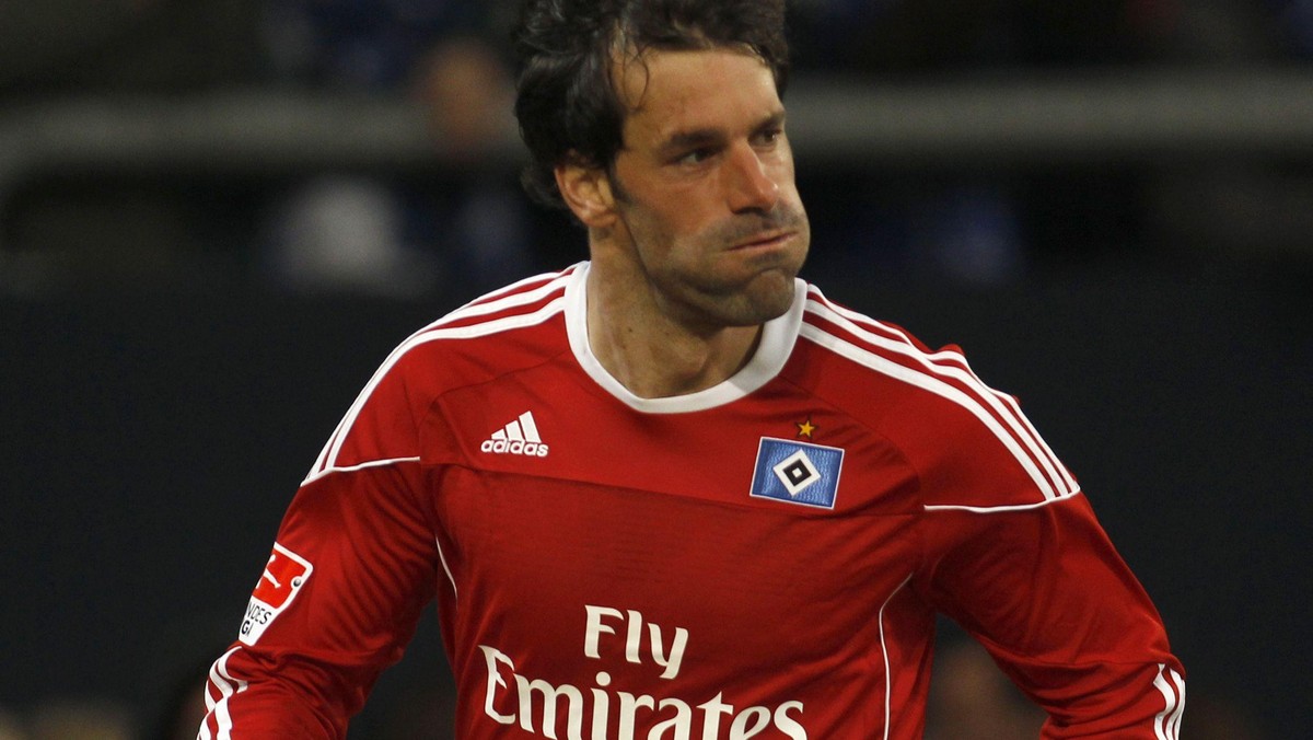 Hamburger SV nie pozwolił Ruudowi van Nistelrooyowi odejść do Realu Madryt, co bardzo rozczarowało holenderskiego napastnika. 34-letni piłkarz nie przedłuży więc wygasającego z końcem czerwca kontraktu.