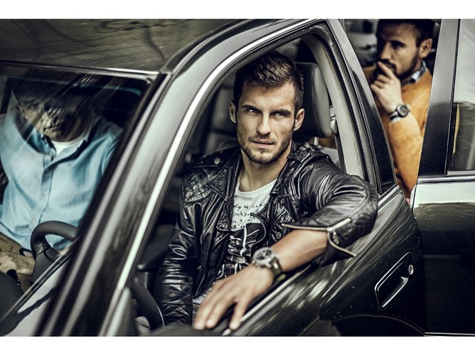 Łukasz Broź, Orlando Sa i Jakub Rzeźniczak w kampanii reklamowej Timex