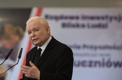 Jarosław Kaczyński po raz pierwszy "jedynką" poza Warszawą. Emerytury można mu pozazdrościć