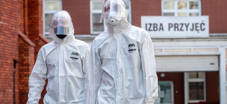 Rząd ogłosił kolejny etap łagodzenia restrykcji [RELACJA]