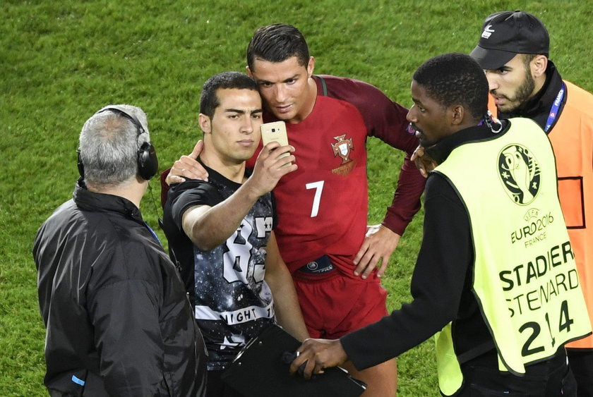 Jest kara za selfie z Cristiano Ronaldo